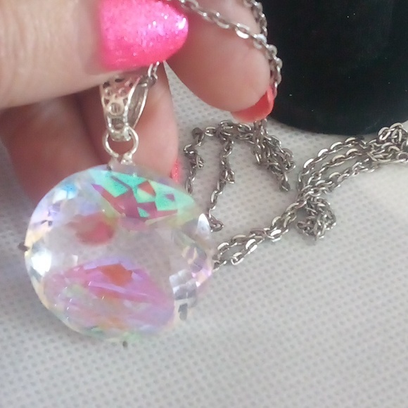 Huge 82ct cushion cut Mystic Topaz pendant 🤗💐 - Picture 4 of 8